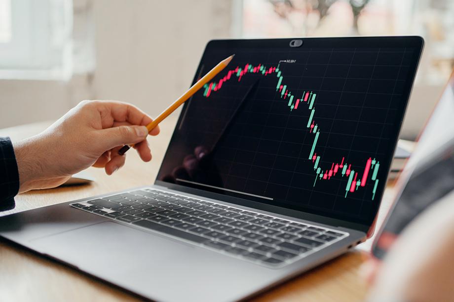 Why 401(k)s and Mutual Funds Are the Path to Retirement Disaster