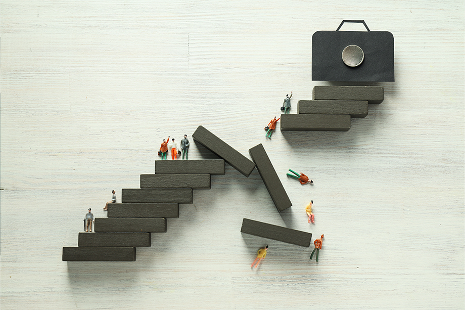 Climbing the Corporate Ladder Isn’t Worth the Money